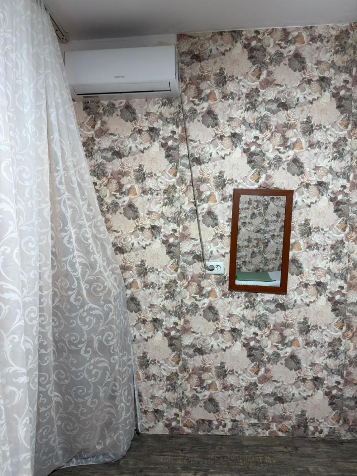 Guest House Nise Tbilissi Extérieur photo
